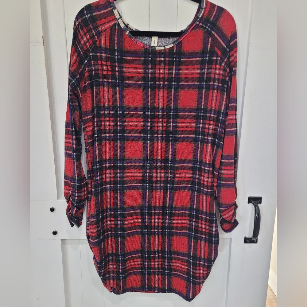 Women's Red Plaid Long Sleeve Tunic Shirt Sweater Size Large